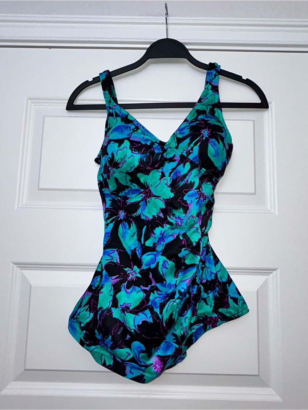 Maxine of Hollywood Vintage Floral Print One Piece Retro Style Swimsuit
